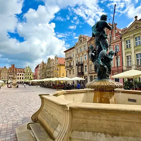Апартаменты Old Town Elegance - Premium Stylish